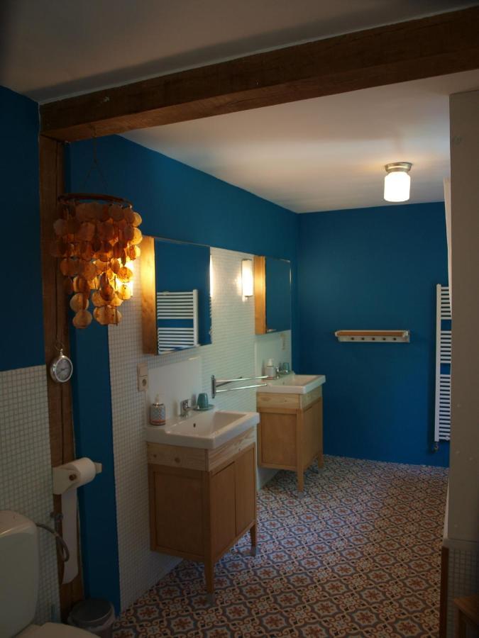 Slaaphuisje Het Vliegend Varken Genk Bagian luar foto